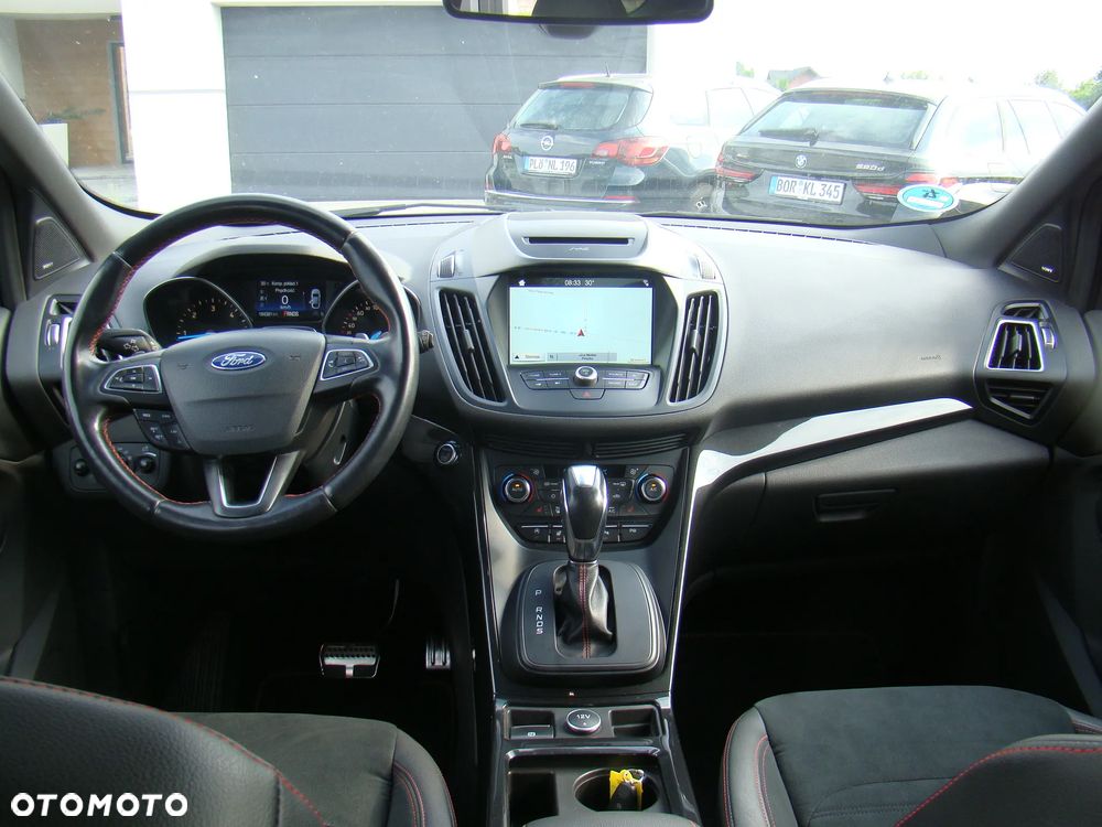 Ford Kuga 2.0 TDCi 4x4 ST-Line - 33