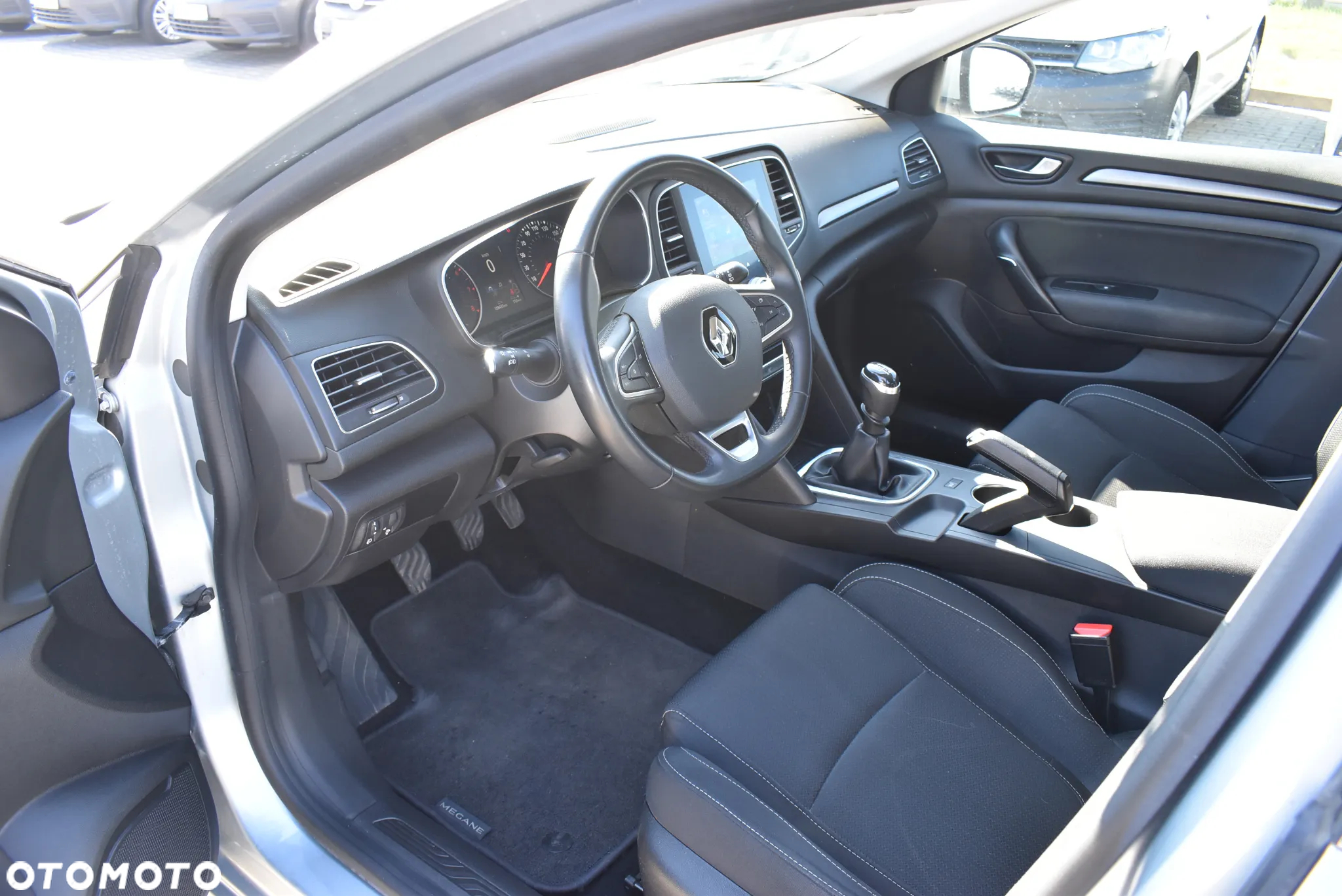 Renault Megane 1.3 TCe FAP Zen - 9