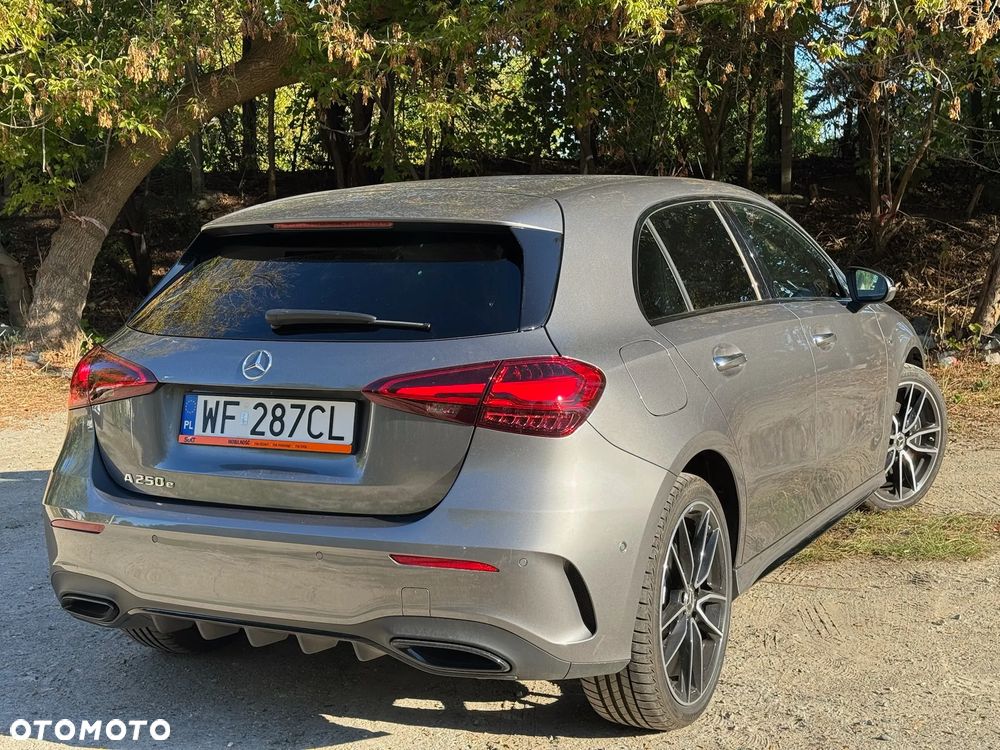 Mercedes-Benz Klasa A 250 e PHEV AMG Line 8G-DCT - 4