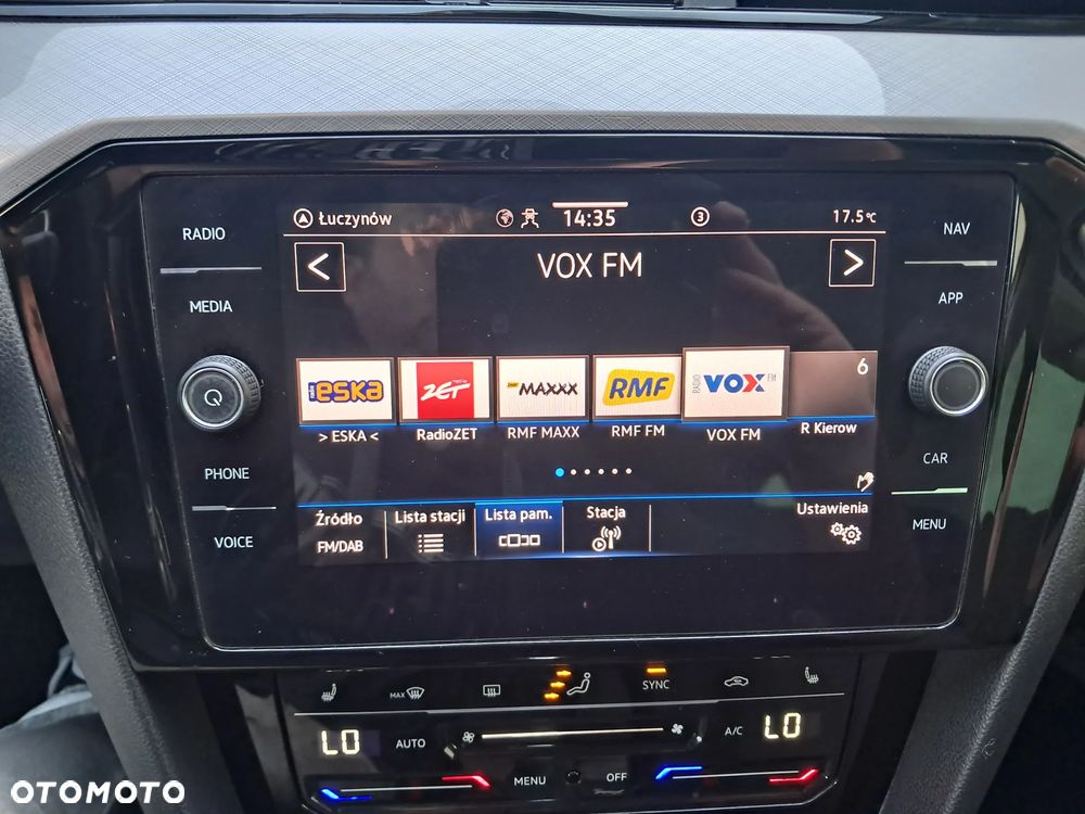 Volkswagen Passat - 21