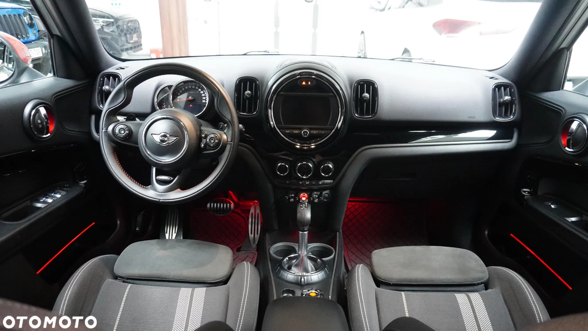MINI John Cooper Works ALL4 sport - 7