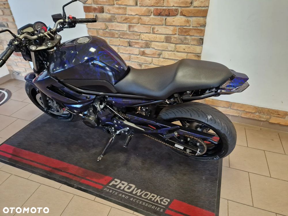 Yamaha XJ - 9