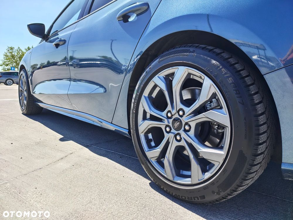 Ford Focus 1.0 EcoBoost mHEV ST-Line X - 12