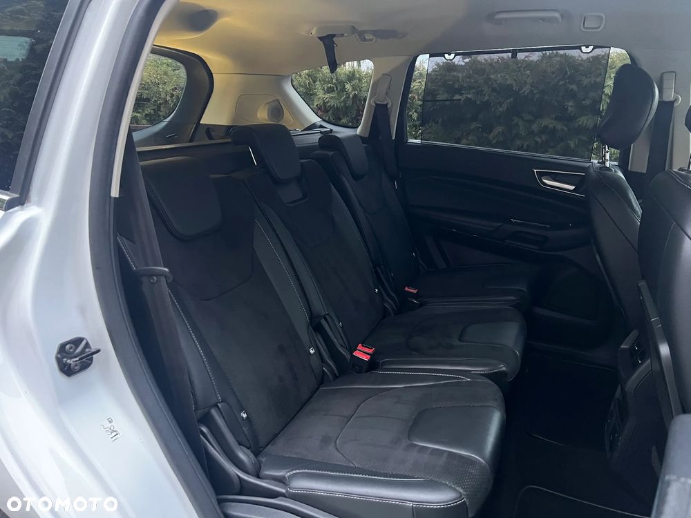 Ford S-Max ver-2-0-tdci-4wd-titanium-powershift - 16