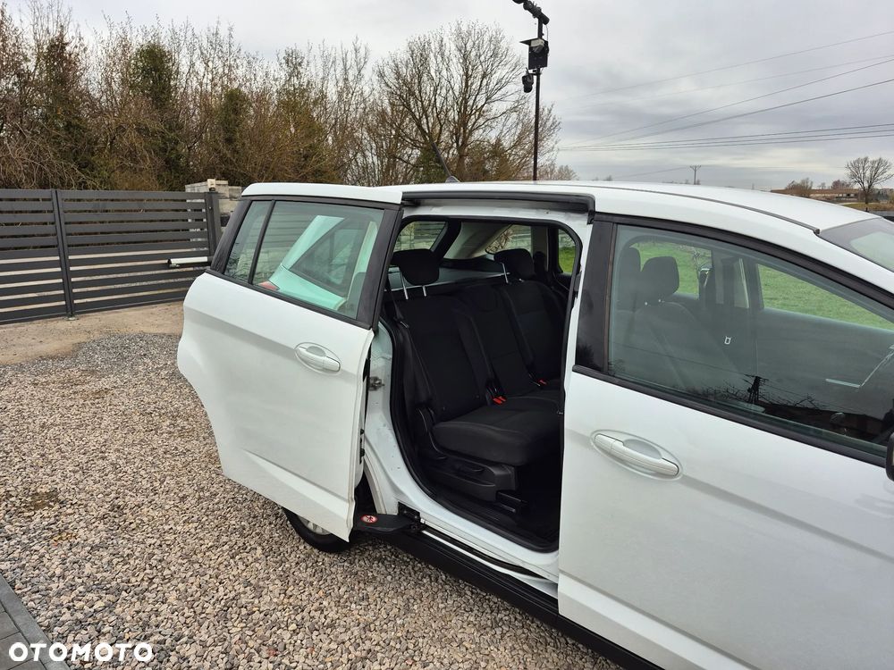 Ford Grand C-MAX - 30