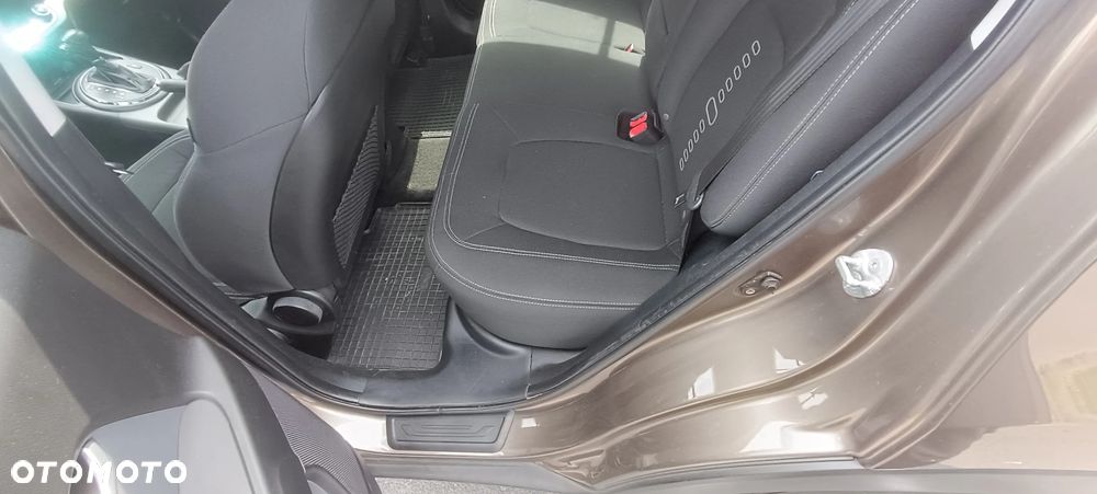Kia Sportage 2.0 CRDI L - 24