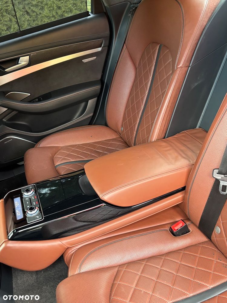 Audi S8 Plus 4.0 TFSI Quattro - 14