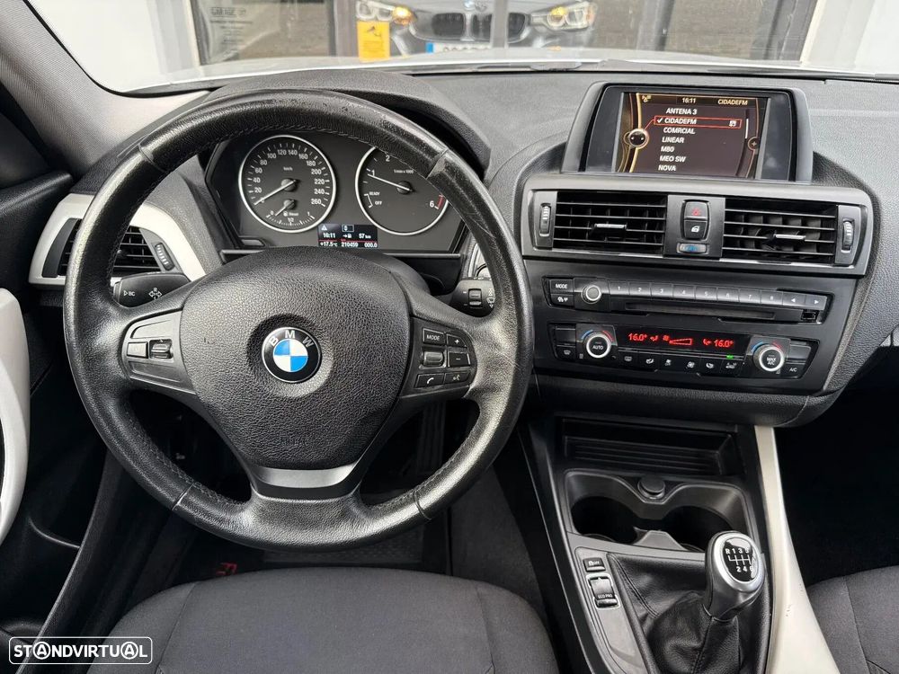 BMW 118 - 18