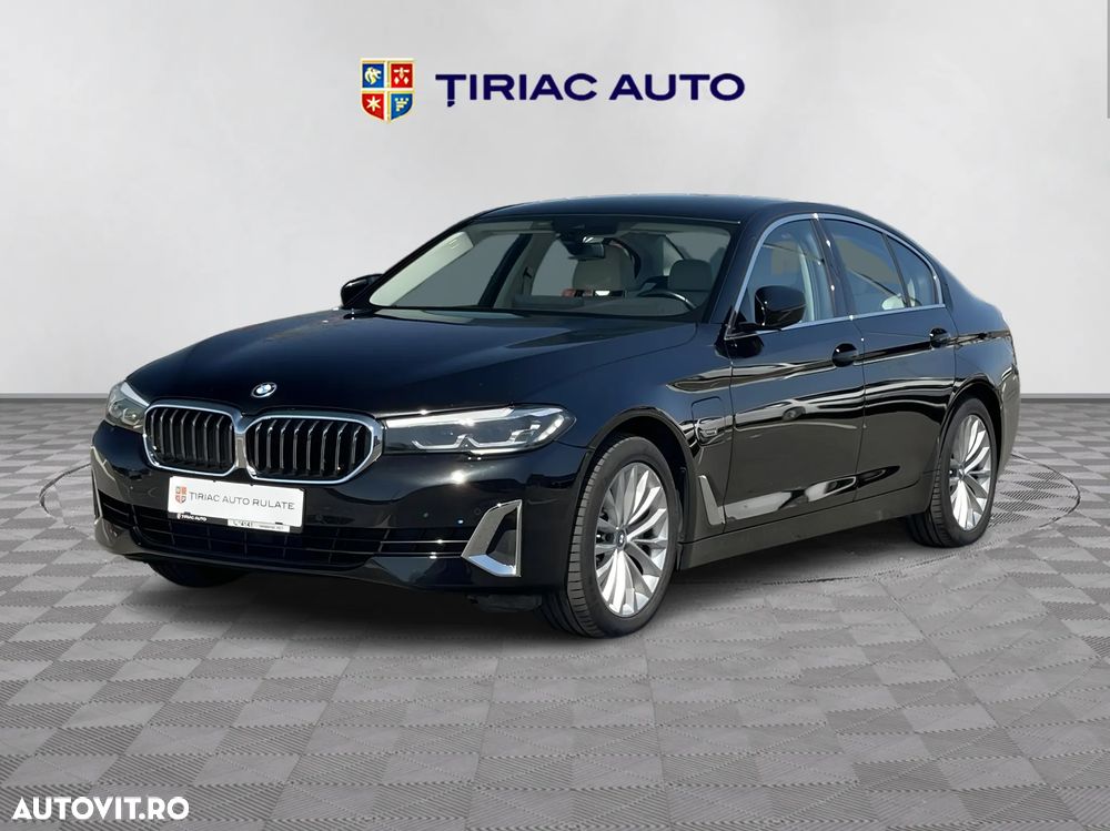 BMW Seria 5 530e Aut. Luxury Line - 4