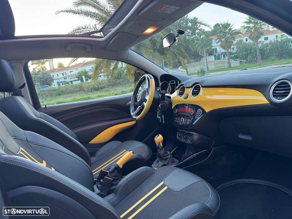 Opel Adam 1.0 Start/Stop Rocks 120 Anos - 10
