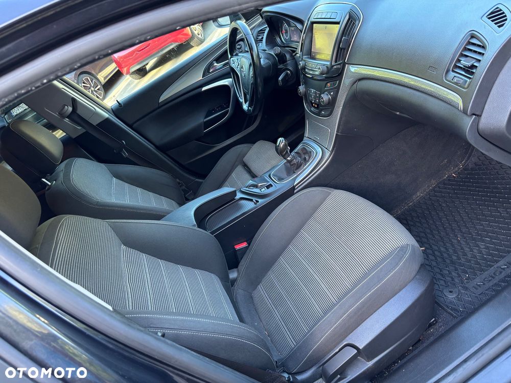 Opel Insignia - 18