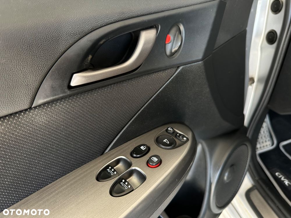 Honda Civic 1.4 i-VTEC i-SHIFT Type S - 18
