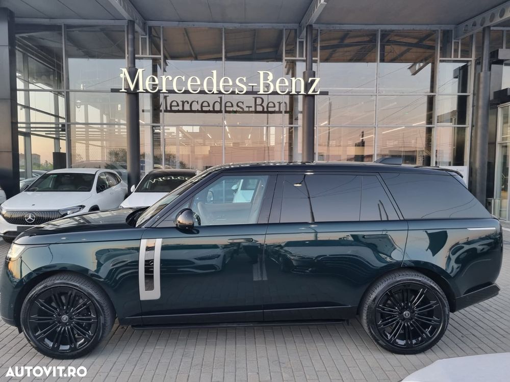 Land Rover Range Rover 4.4 V8 P530 LWB SV - 4
