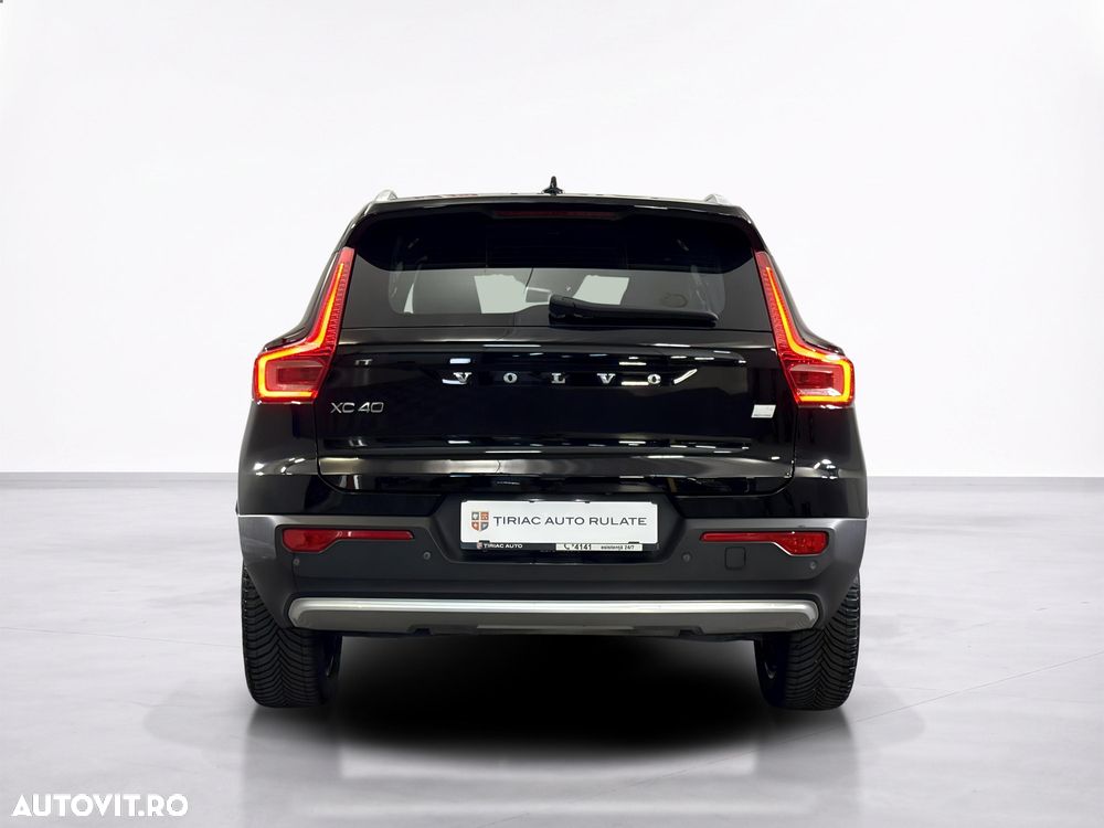 Volvo XC 40 - 5