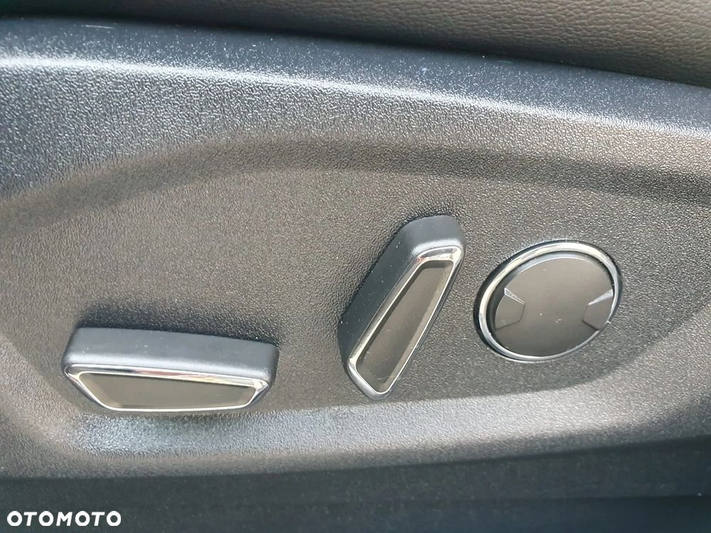 Ford S-Max 2.0 EcoBlue ST-Line - 22