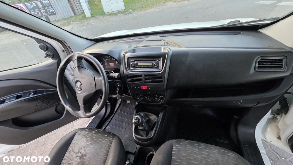 Opel Combo - 9