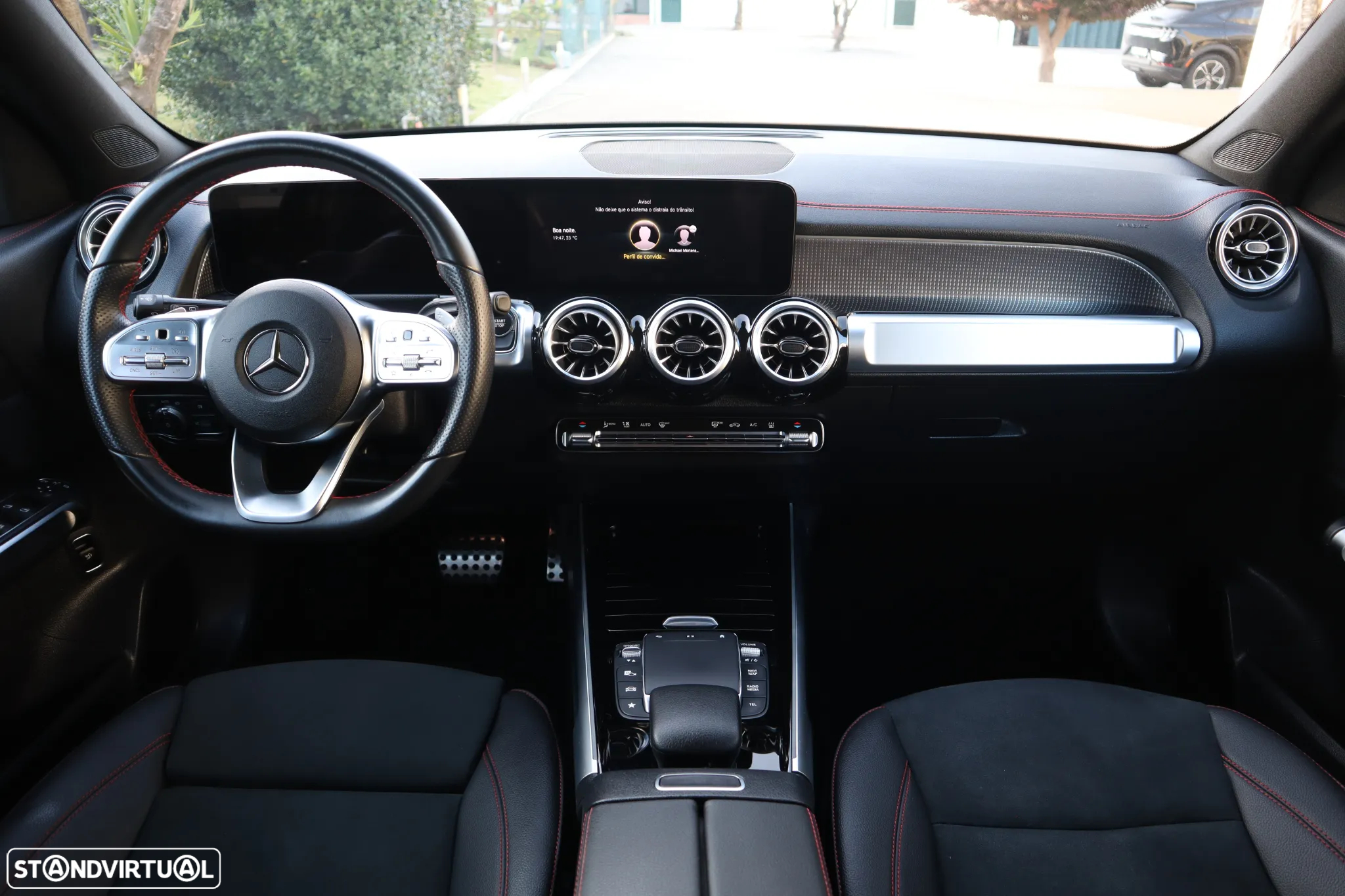 Mercedes-Benz EQB 250+ AMG Line - 30