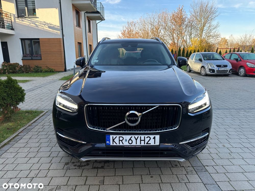 Volvo XC 90 D5 AWD Momentum - 1
