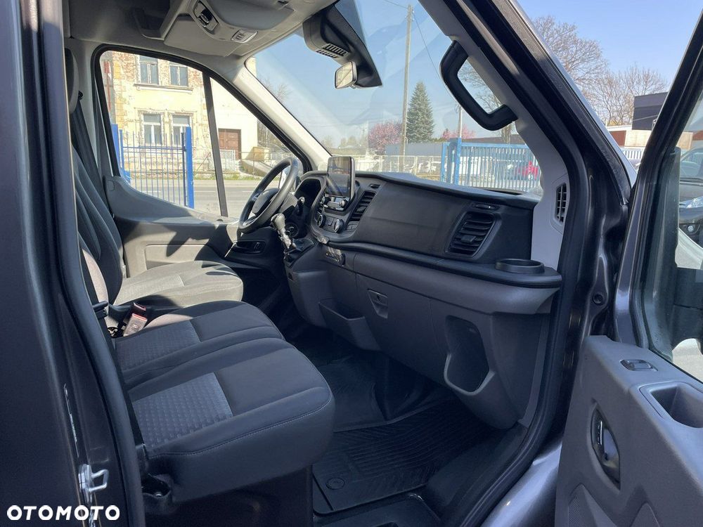 Ford Transit - 38