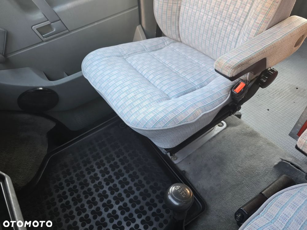 Volkswagen T4 - 21