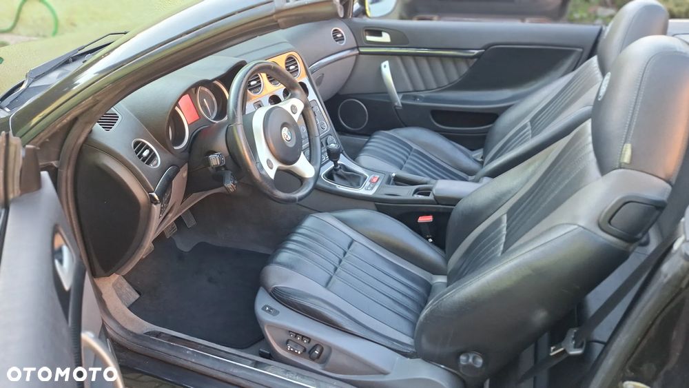 Alfa Romeo Spider 2.4 JTDM 20V DPF Exclusive - 28