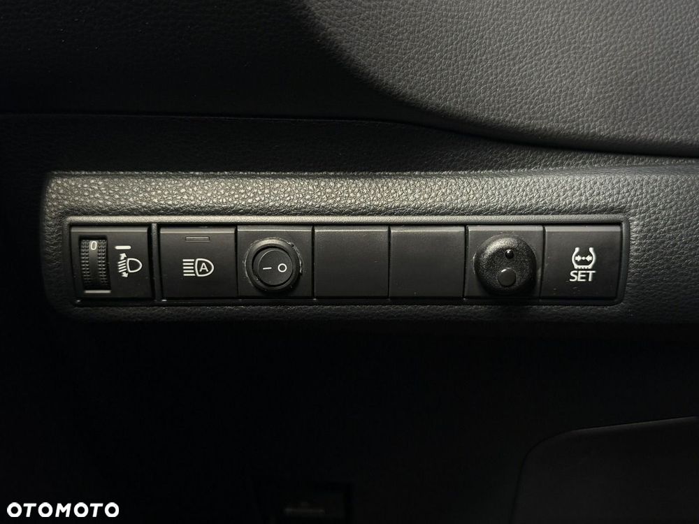 Toyota Corolla 1.5 Comfort - 30