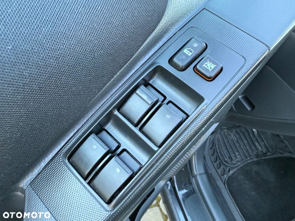 Toyota Corolla Verso 1.8 Sol + 7os - 8