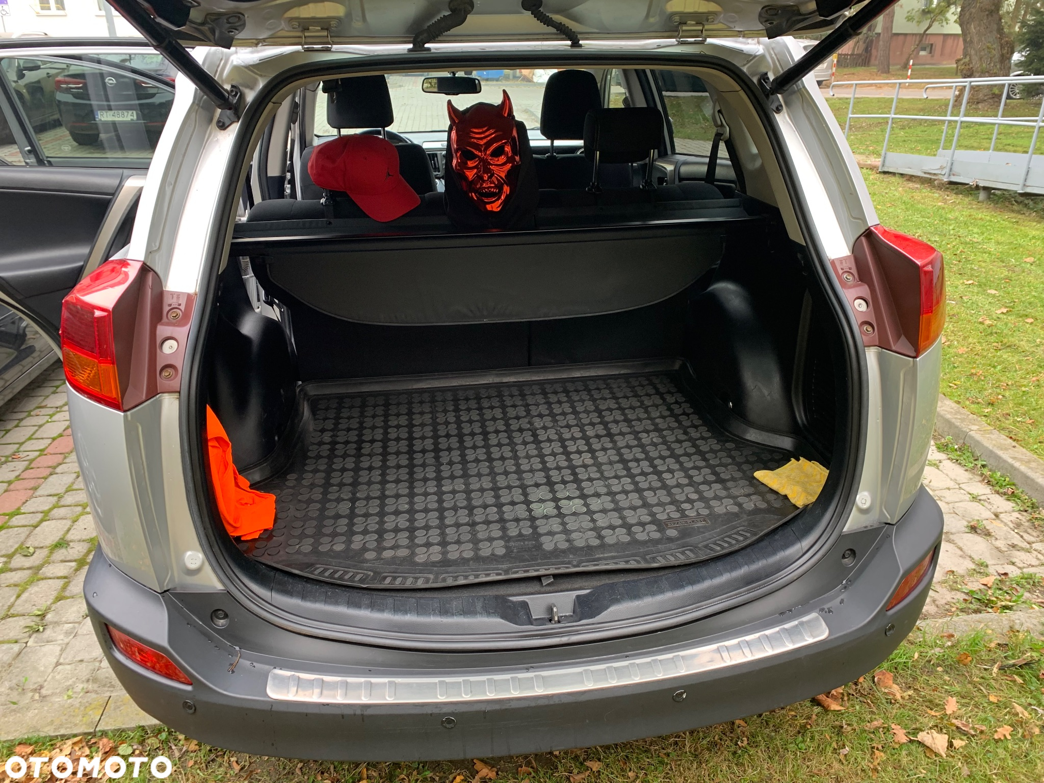 Toyota RAV4 2.0 D-4D Premium - 21