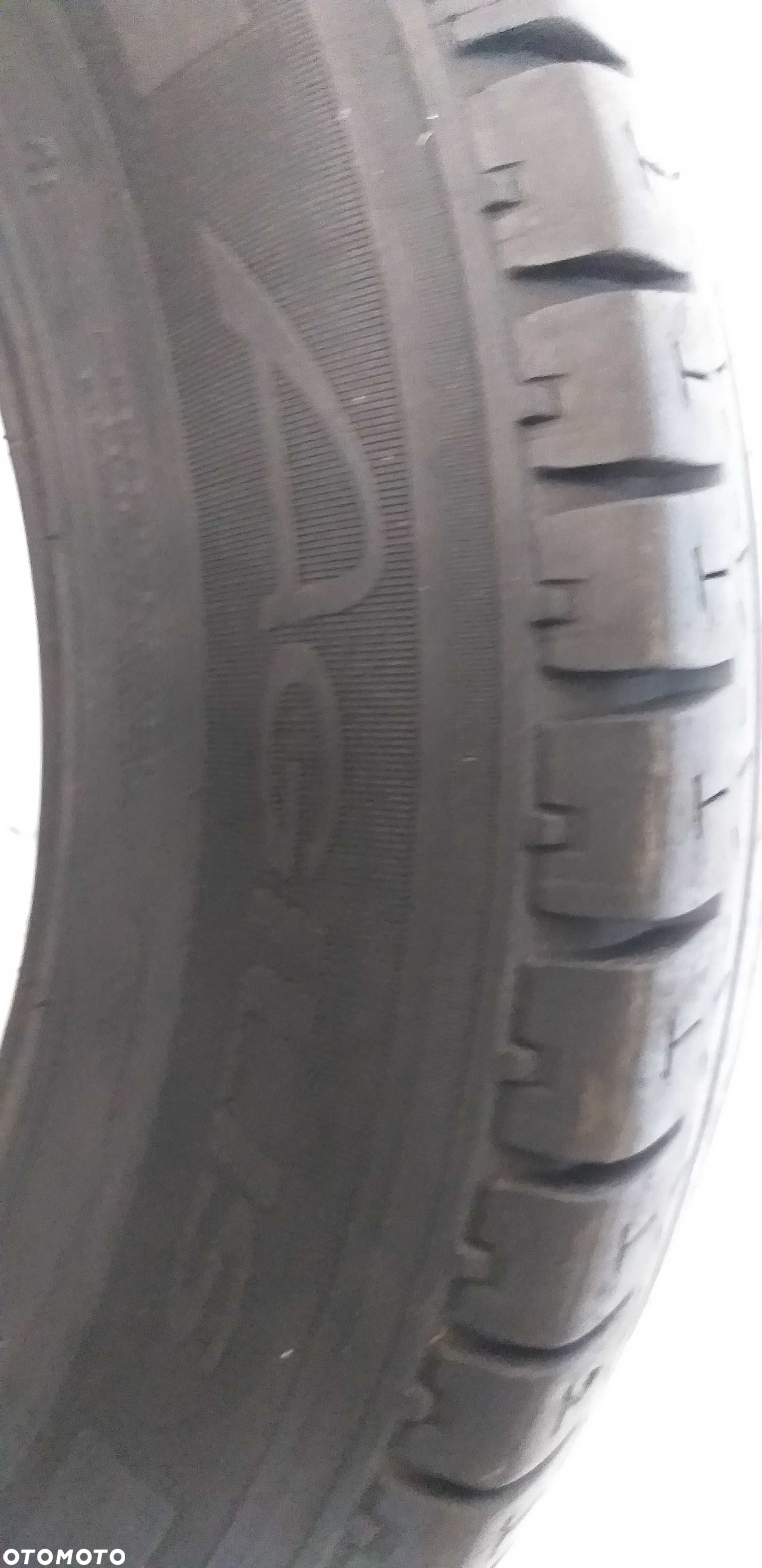 Szt4119F 195/75R16C Michelin Agilis dot.0417 - 8