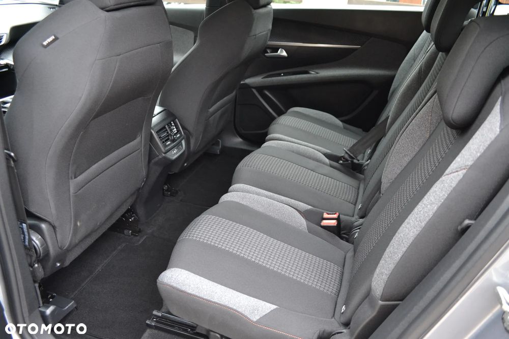 Peugeot 5008 1.2 PureTech Active Pack S&S - 10