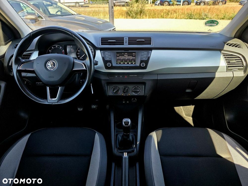 Skoda Fabia 1.2 TSI Active - 4
