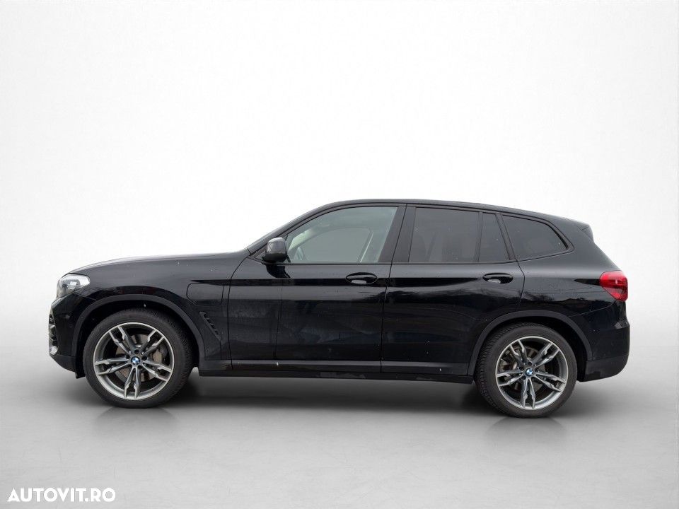 BMW X3 xDrive30e AT PHEV - 8