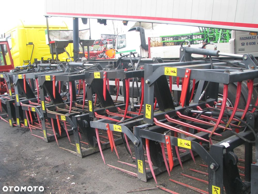 Inny Wycinak do kiszonki 1,75m Kellfri dwa siłowniki, Krokodyl 1,4; 1,6; 1,8; 2,0m Metal-Fach / Euromasz, Łyżka chwytakowa-Łyżko krokodyl, Łyżka materiałó sypkich 1,6; 1,8; 2,0; 2,2; 2,4m Metal-Fach / Pronar, Chwytak Bel, Chwytak do obornika, widły do obornika - 11