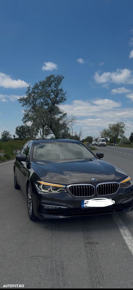BMW Seria 5 520d xDrive AT - 14