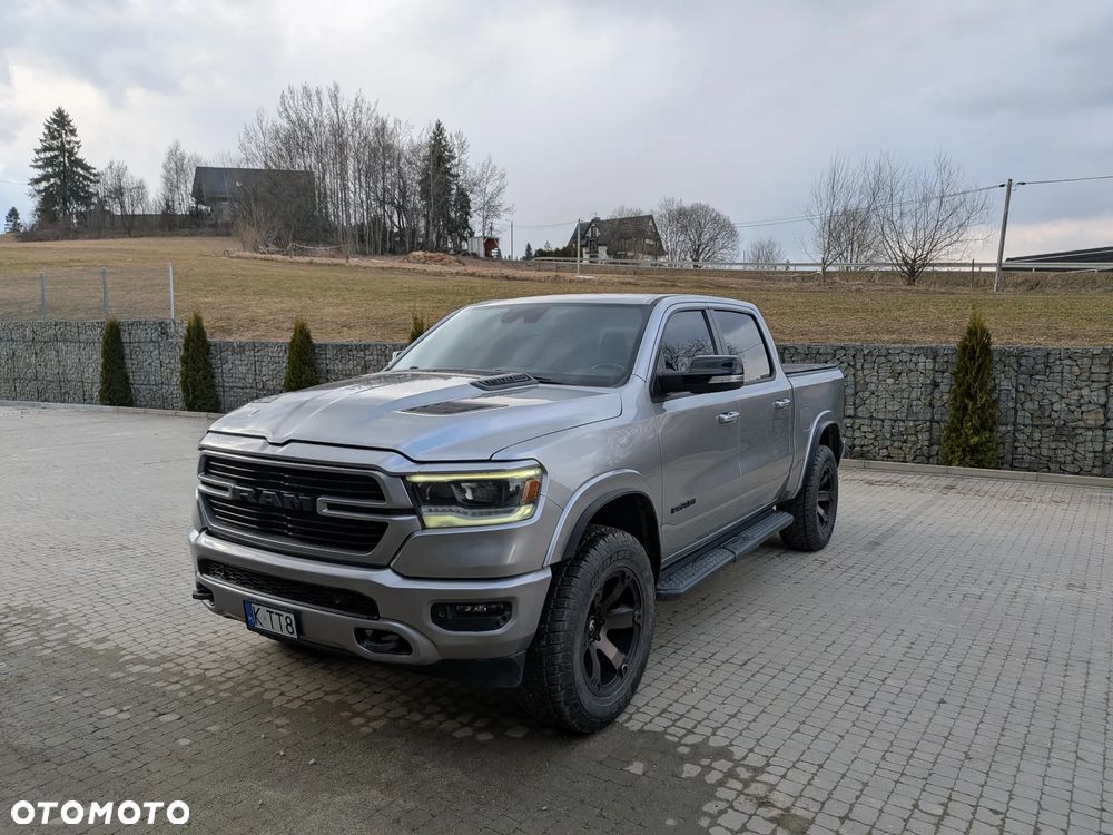 RAM 1500 5.7 Crew Cab Laramie