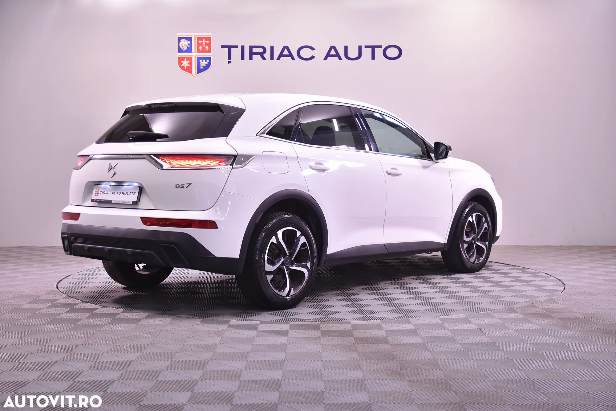 DS Automobiles DS 7 Crossback - 5
