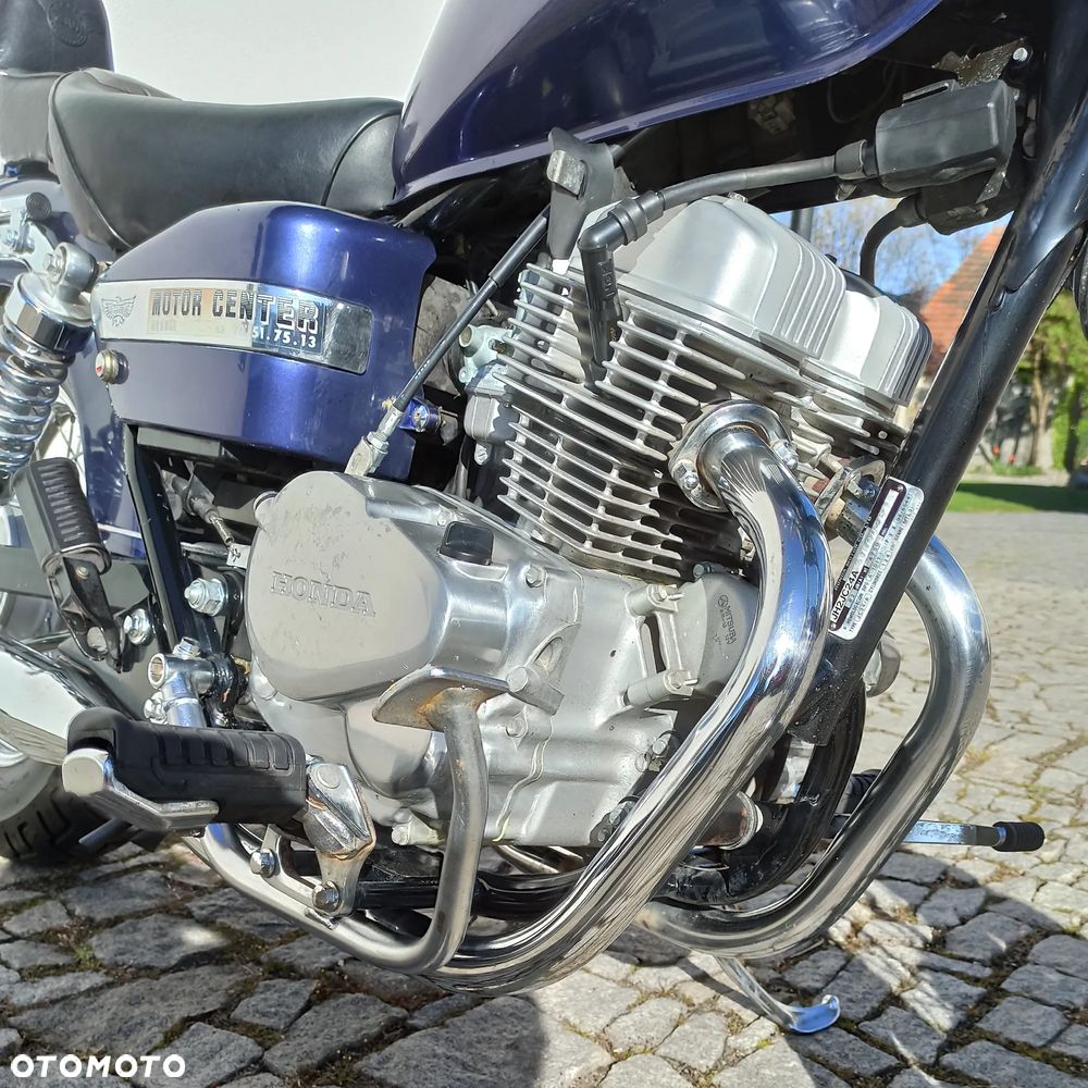 Honda CA - 11