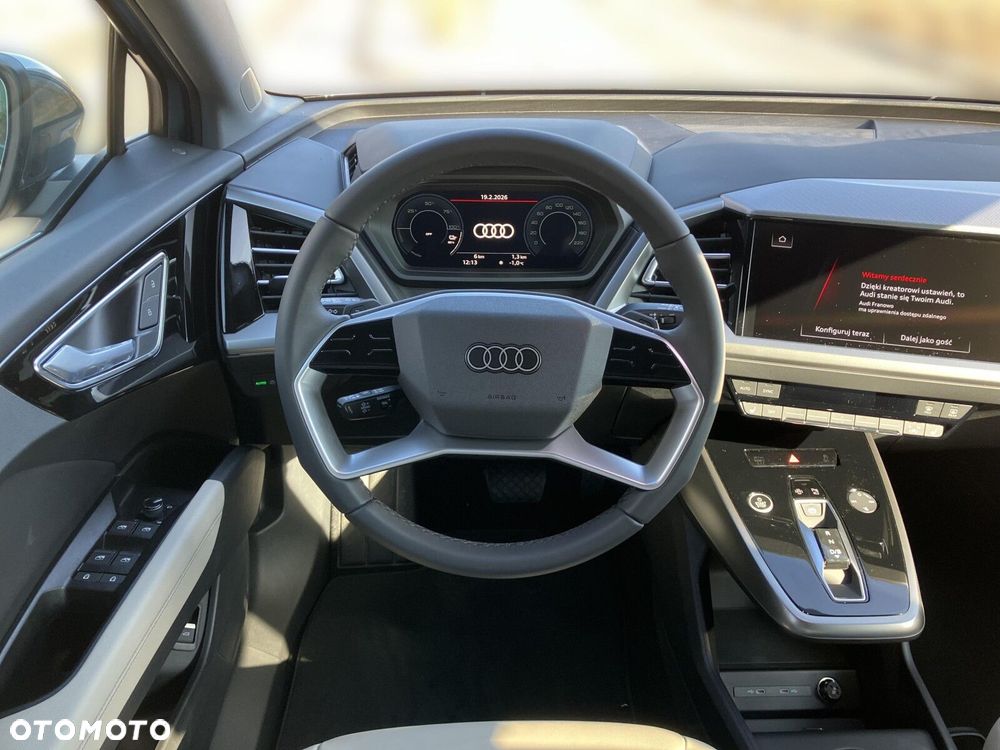 Audi Q4 e-tron - 13