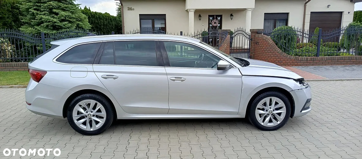 Skoda Octavia Combi 2.0 TDI DSG Exclusive Plus - 6