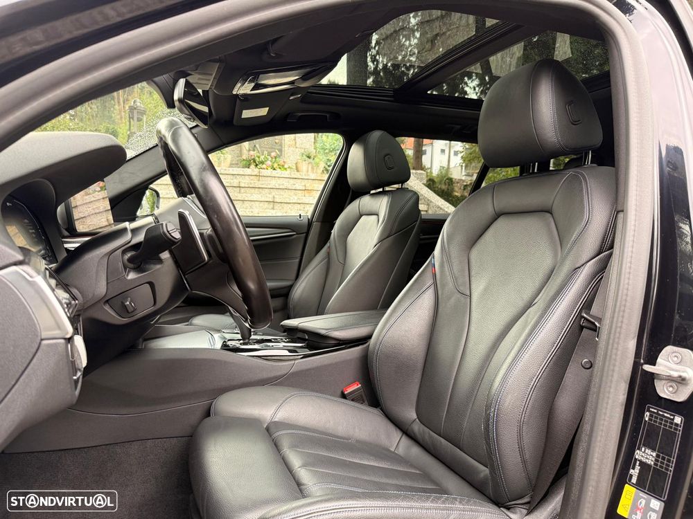 BMW 530 e Pack Desportivo M - 29