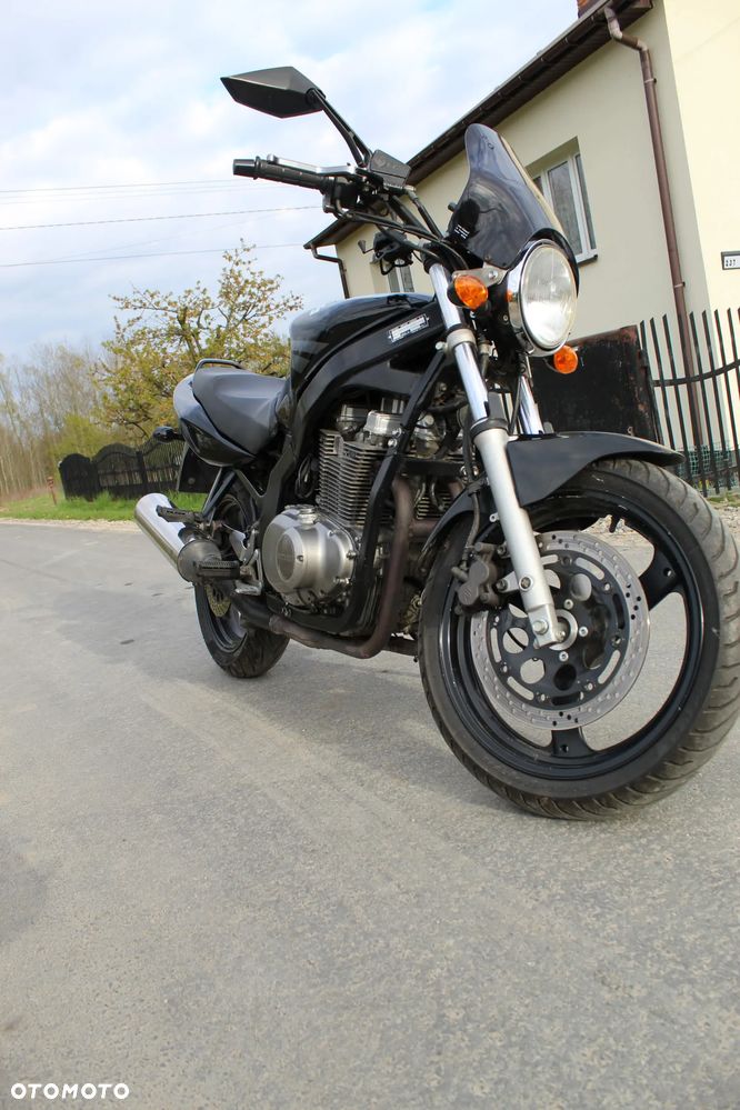 Suzuki GS - 7