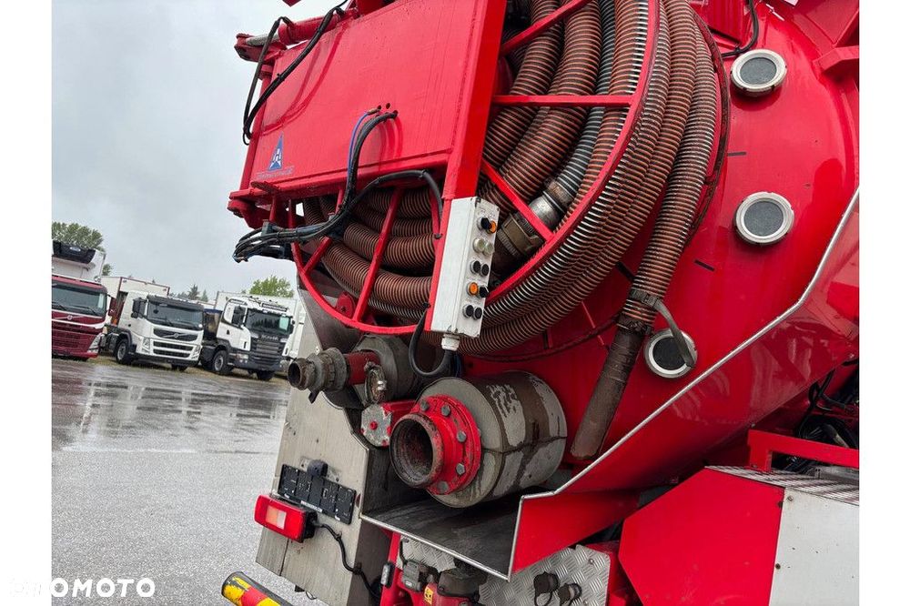 Volvo FH540 6X2*4 VACUM + RETARDER - 12