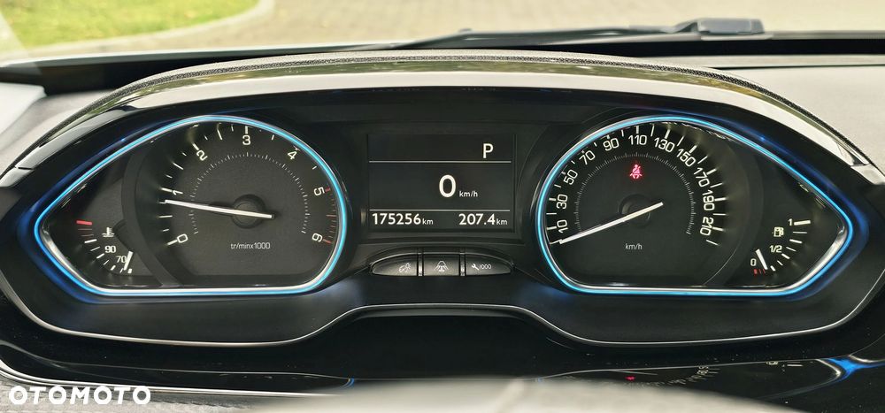 Peugeot 2008 - 34