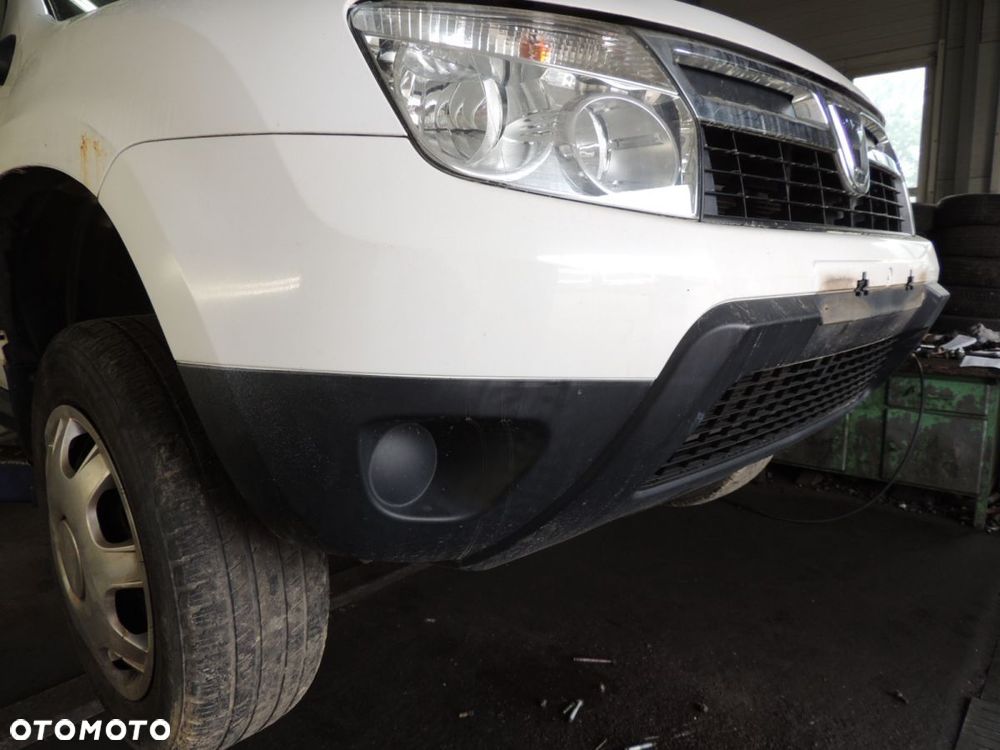Zderzak przód DACIA DUSTER 1.6 16V '13r - 1