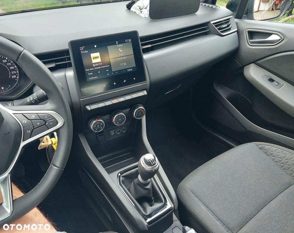 Renault Clio TCe 90 EVOLUTION - 10