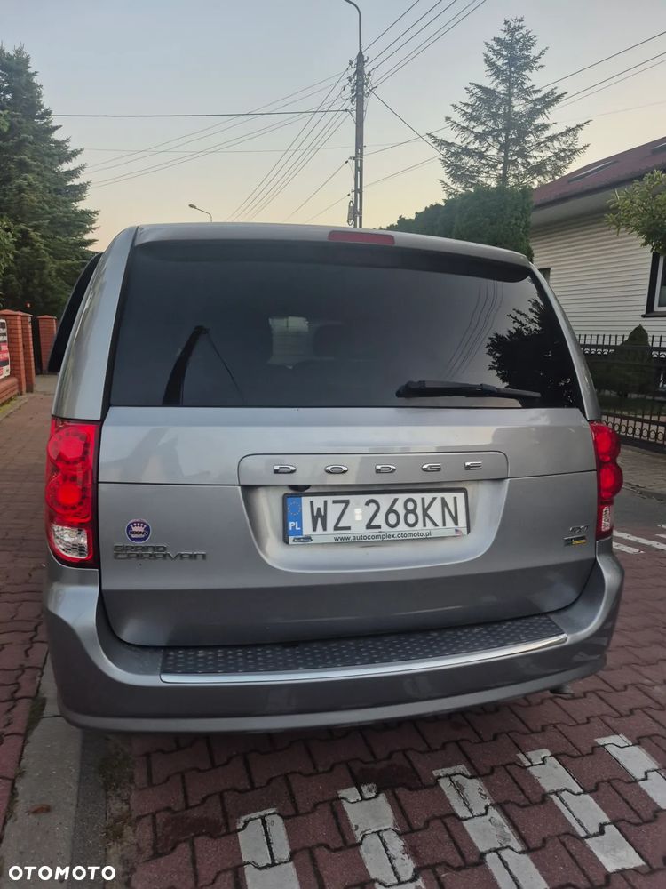 Dodge Grand Caravan 3.6 R/T - 12