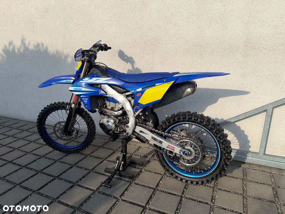 Yamaha YZF - 3