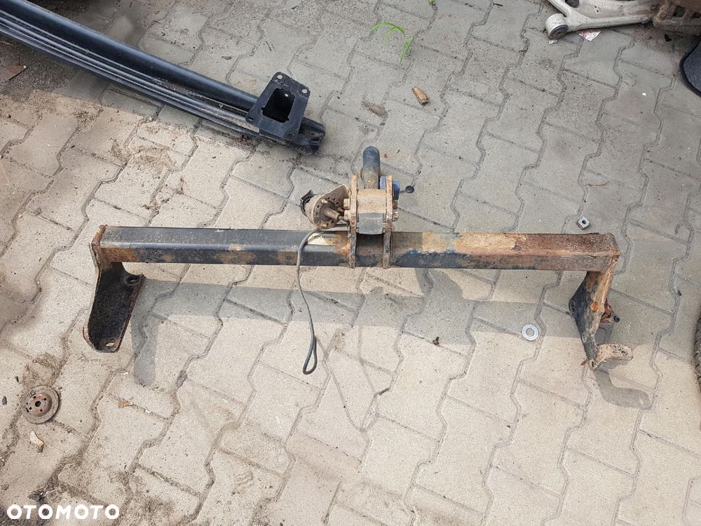 NISSAN QASHQAI I J10 06-13r HAK HOLOWNICZY - 3