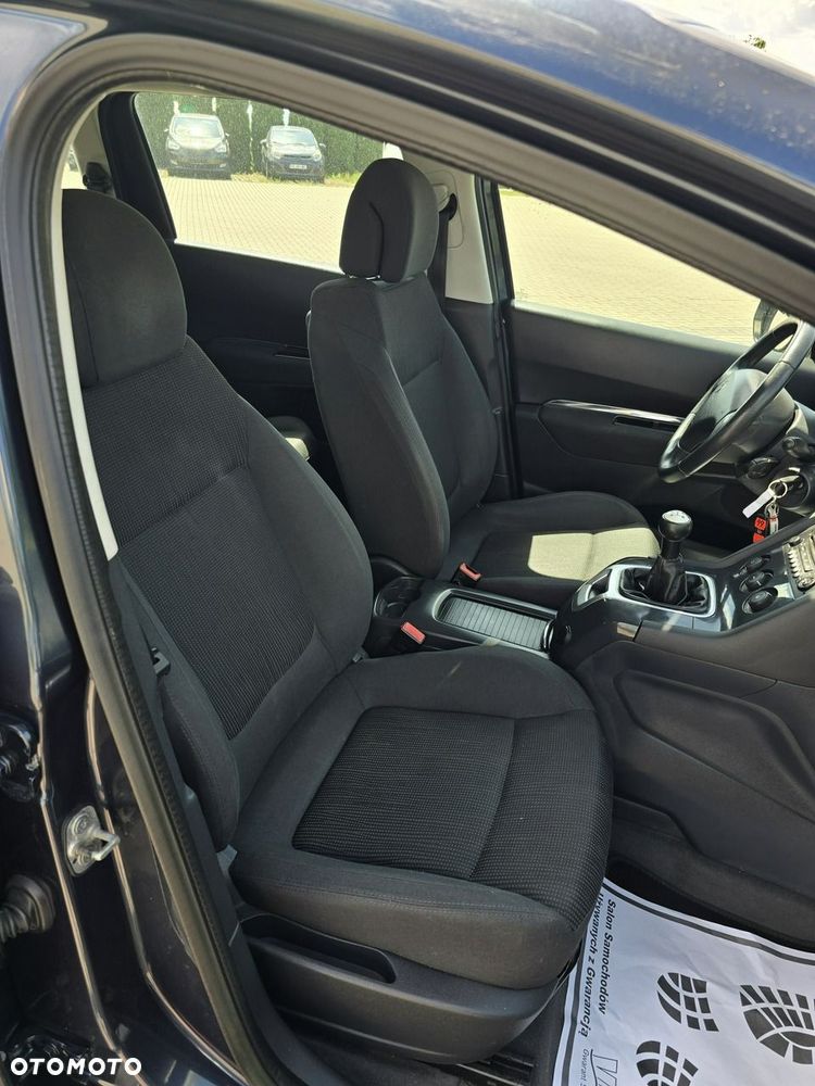 Peugeot 5008 - 18