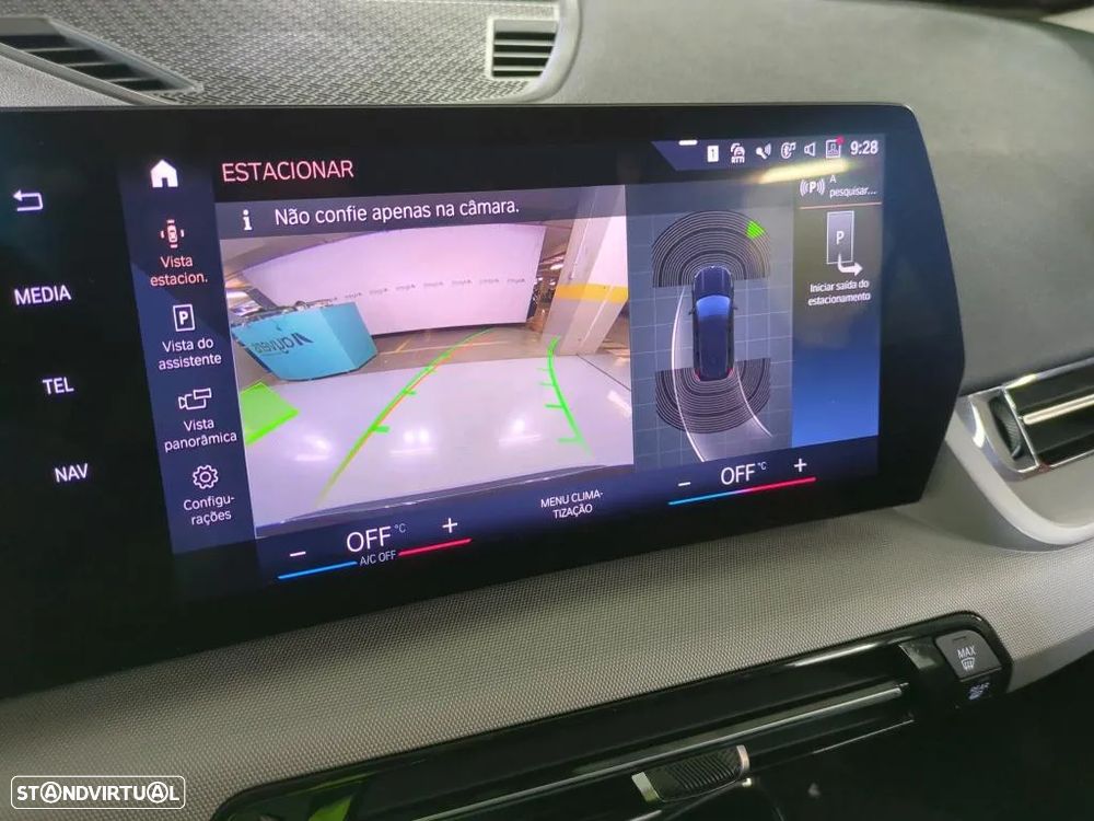 BMW iX1 xDrive30 - 11